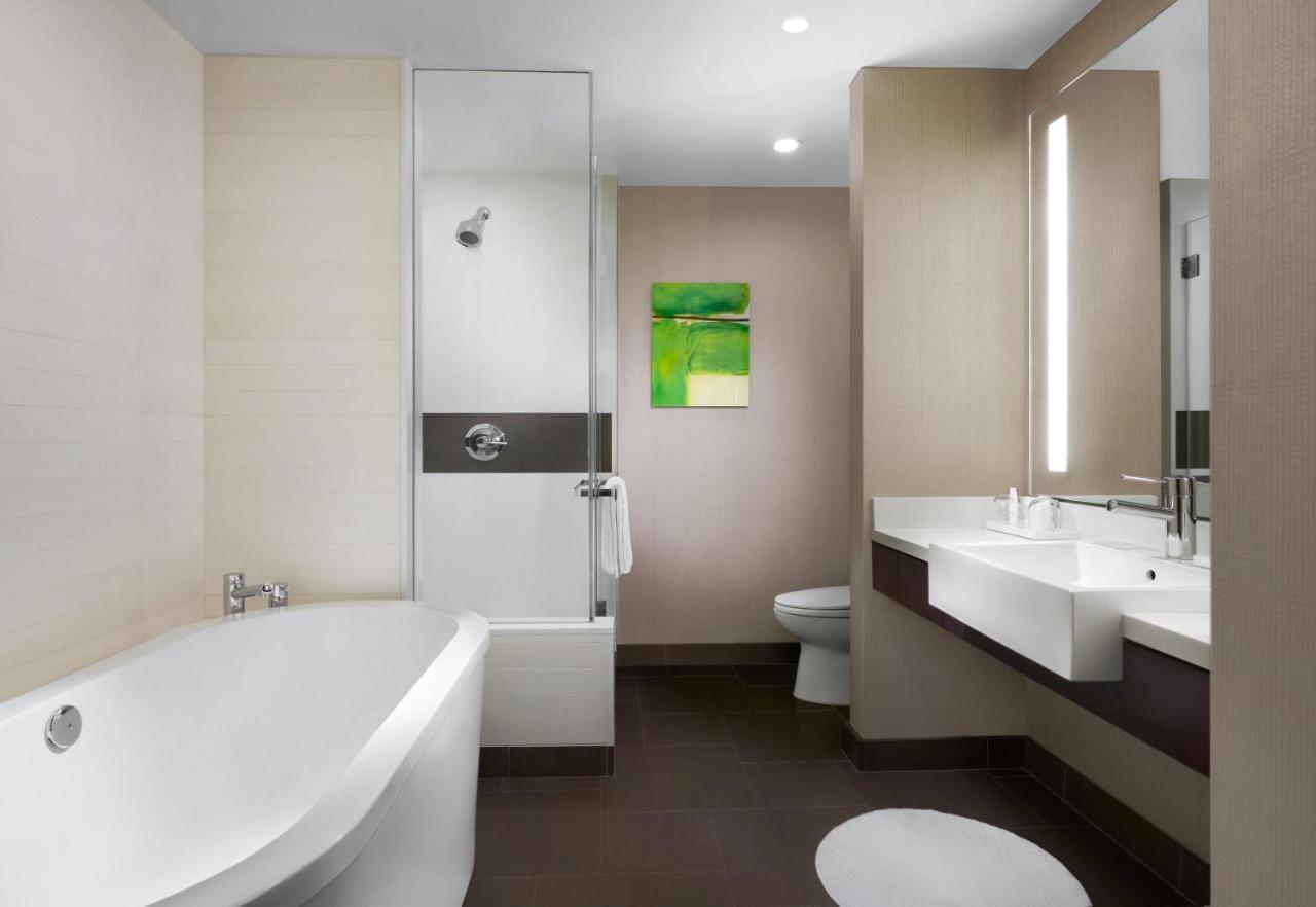 Gorgeous Suite Vdara 22Nd Flr - Pool View - Free Valet ลาสเวกัส ภายนอก รูปภาพ